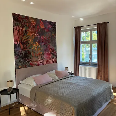 Aner7 Luxurioeses Familienapartment Fuer Bis Zu 6 Personen Mit Kleinem Heimkino * دريسدن