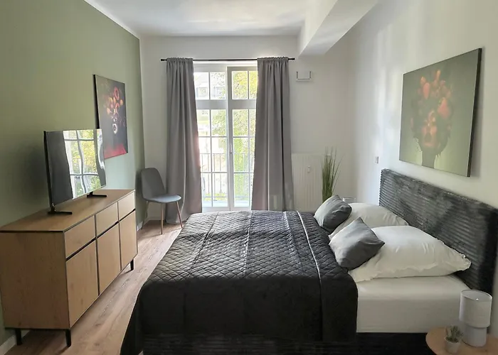 Aner7 Luxurioeses Familienapartment Fuer Bis Zu 6 Personen Mit Kleinem Heimkino Διαμέρισμα Δρέσδη