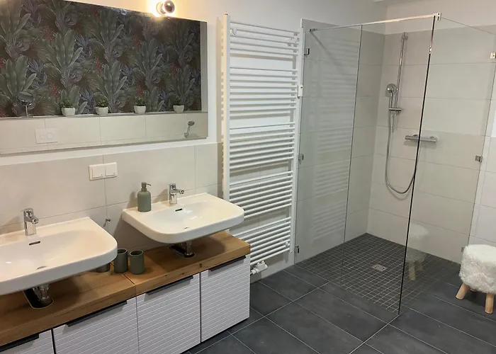 Διαμέρισμα Aner7 Luxurioeses Familienapartment Fuer Bis Zu 6 Personen Mit Kleinem Heimkino