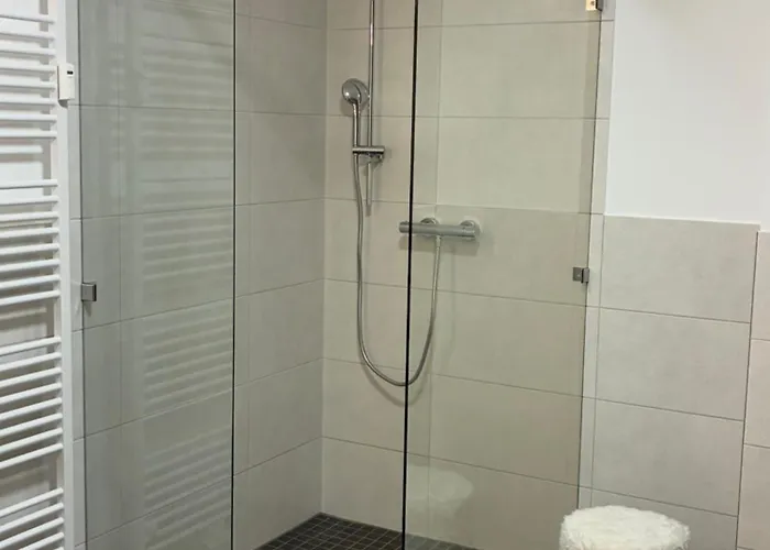 Aner7 Luxurioeses Familienapartment Fuer Bis Zu 6 Personen Mit Kleinem Heimkino Διαμέρισμα *