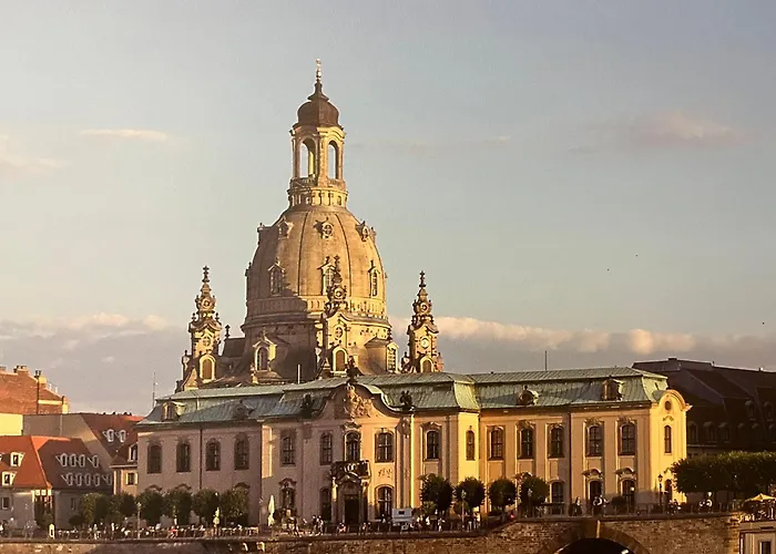 Aner7 Luxurioeses Familienapartment Fuer Bis Zu 6 Personen Mit Kleinem Heimkino * Δρέσδη