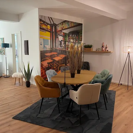 Aner 7 Luxurioeses Familienapartment Fuer Bis Zu 6 Personen Mit Kleinem Heimkino *