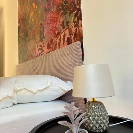 Aner 7 Luxurioeses Familienapartment Fuer Bis Zu 6 Personen Mit Kleinem Heimkino * Dresde